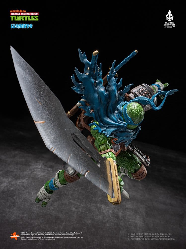 Figure de Tortues Ninja Leonardo Deluxe de HeatBoy, figurine de 20 cm de la série TMNT, pose dynamique et détails précis.
