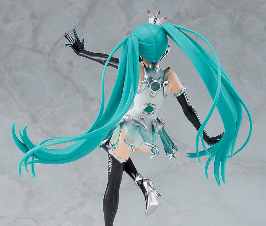 Hatsune Miku GT Project – Reincarnation Racing Miku: 2013 Ver. – 19 cm