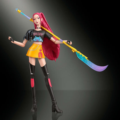 Figurine KPop Demon Hunters HUNTR/X Mira de 15 cm, figurine en plastique de la collection Mattel, montrant Mira en pose dynamique.