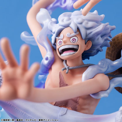 Figurine Monkey D. Luffy Gear Fifth "Evolutionary History" de Megahouse, 26 cm, personnage de One Piece, détail de la figurine.