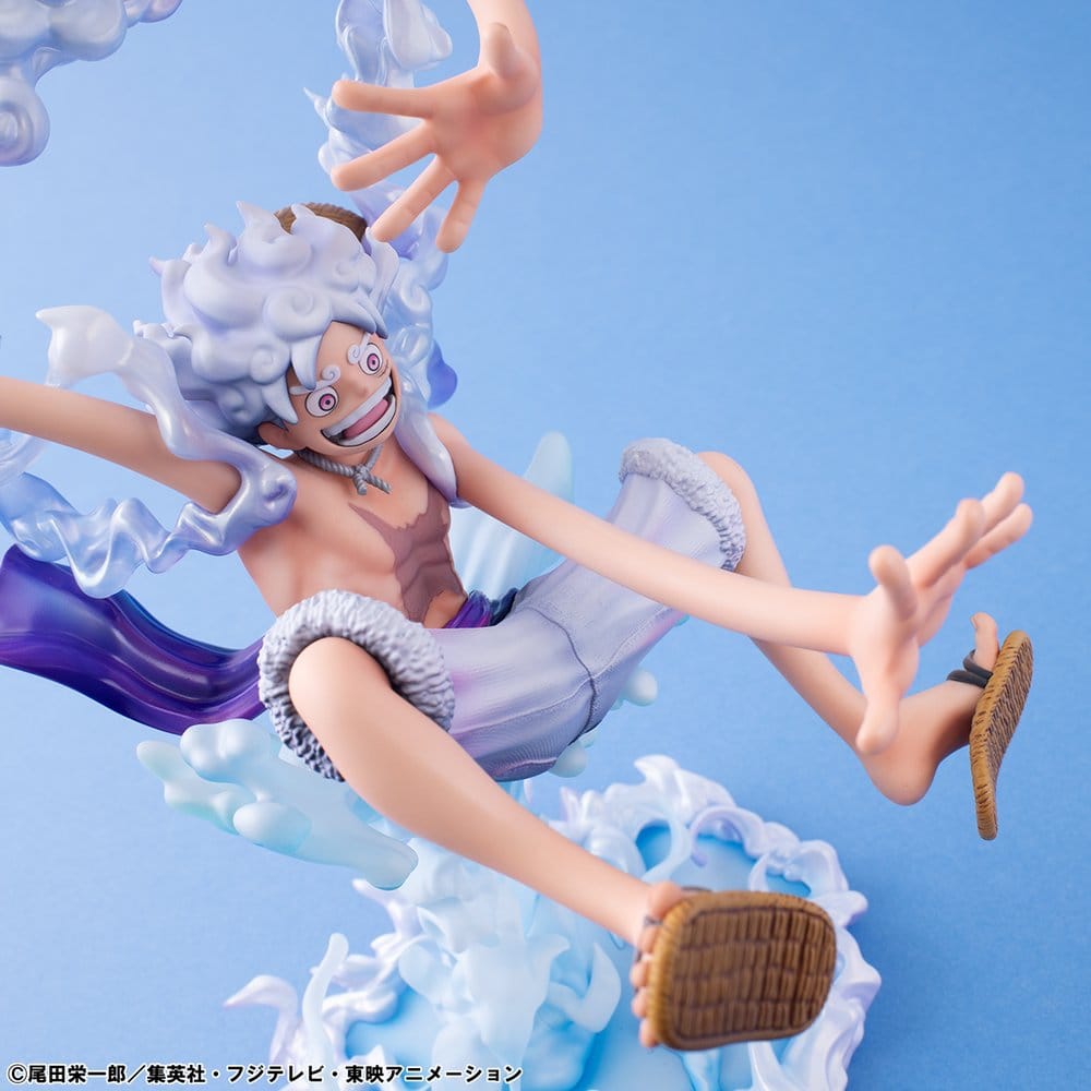 Figurine Monkey D. Luffy Gear Fifth de One Piece par Megahouse, 26 cm, en position d'action avec détails précis.