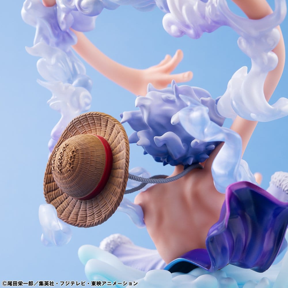 Figurine Monkey D. Luffy Gear Fifth "Evolutionary History" Megahouse, 26 cm, personnage de la série One Piece en détail.