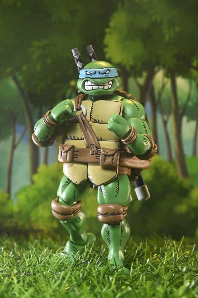Figurine NECA TMNT x Usagi Yojimbo Ultimate Leonardo version comics, 18 cm, pose détaillée et accessoires inclus.